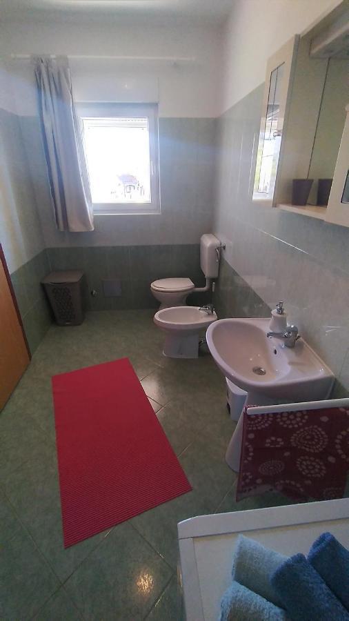 Apartman Ana Пула Екстериор снимка